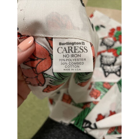 1 Vintage Burlington B KLIBAN CAT Red Roses Bouquet Twin Flat Sheet USA Vibrant - Picture 6 of 9